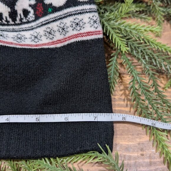 Bioworld LootCrate Disney STAR WARS At-At Fair Isle Walker Pom Pom Beanie - Picture 4 of 8